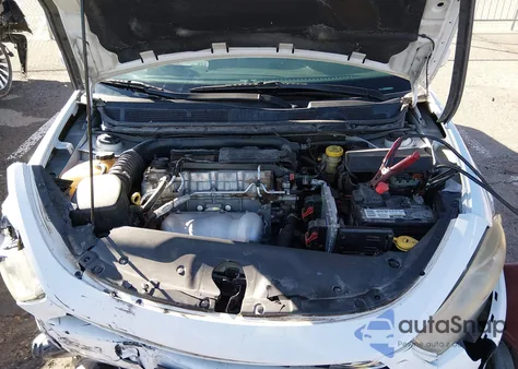 2014 Dodge Dart Limited z USA, uszkodzony, nr VIN 1C3CDFCB9ED768422